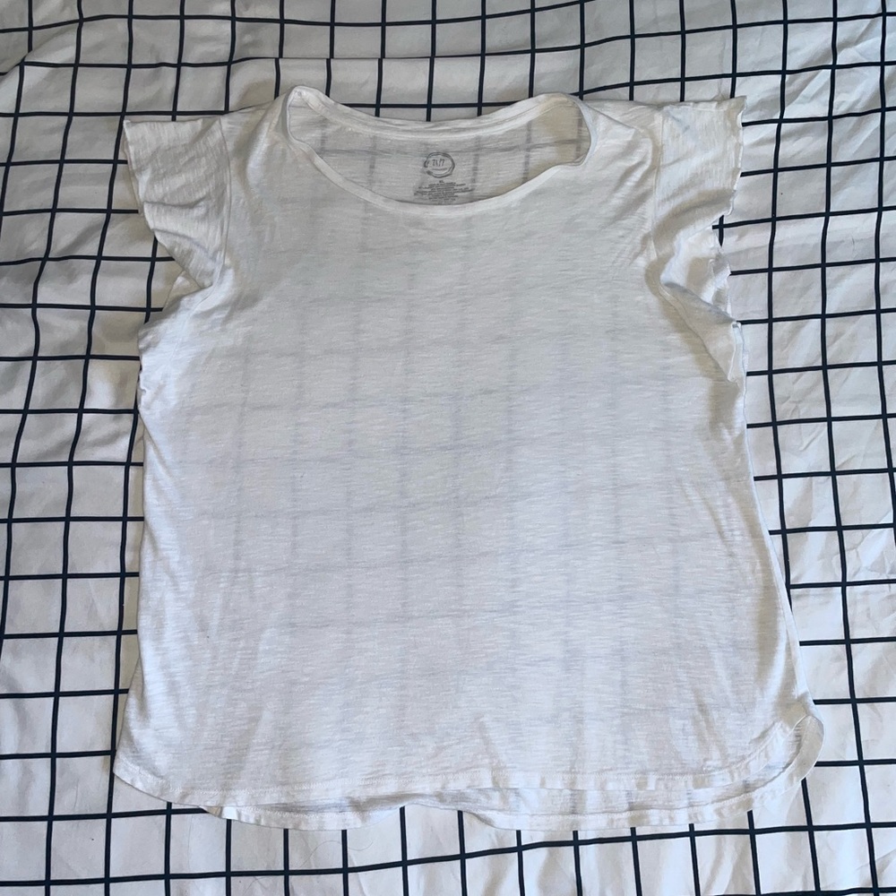 Casual white tee from Maurice’s 24/7 collection (XL)
